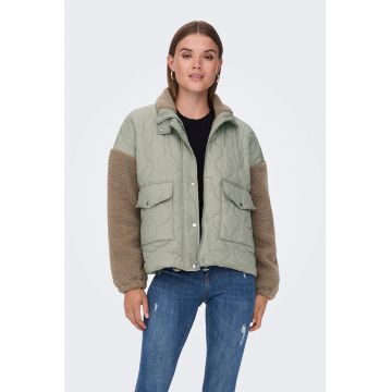 Jacheta cu maneci contrastante cu blana shearling sintetica Thale - Maro/Verde pal
