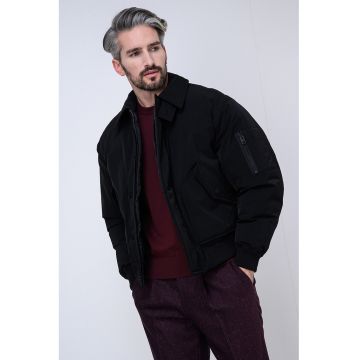 Jacheta cu vatelina si guler ascutit - Negru