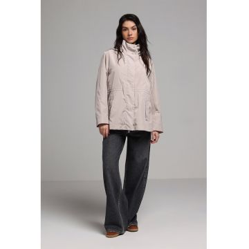 Jacheta usoara cu gluga - Bej