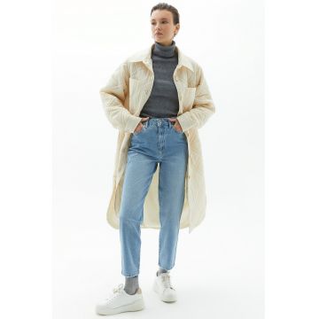 Blugi mom fit cu talie inalta - Crem