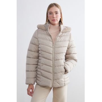 Geaca cu gluga si vatelina