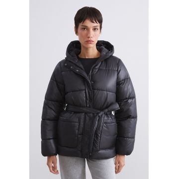 Geaca cu vatelina si gluga