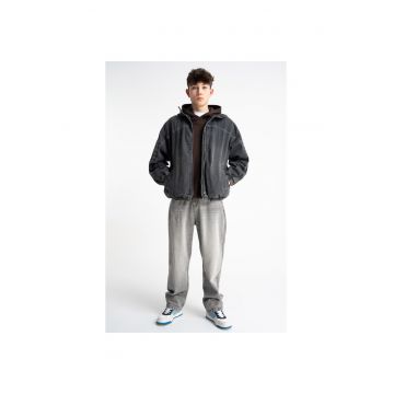 Jacheta din denim lejera cu gluga