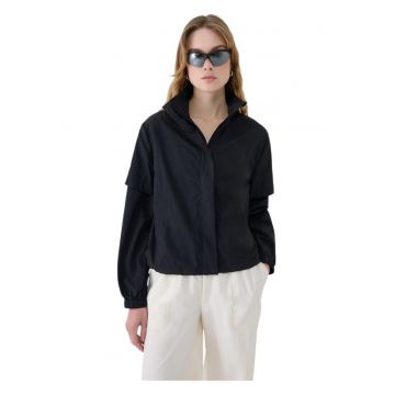 Jacheta  pentru femei - neagra - din poliamida - croiala supradimensionata - fara gluga - cu fermoar