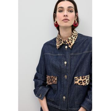Jacheta din denim cu detalii cu model animal print - Maro/Albastru ultramarin