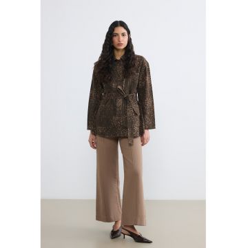 Jacheta din bumbac cu model animal print - Maro inchis