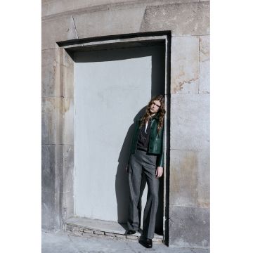 Jacheta din piele ecologica cu buzunare cu clapa - Verde englez