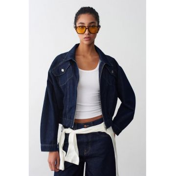 Geaca de blugi scurta -  supradimensionata - albastru inchis - denim - pentru femei