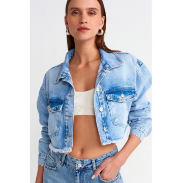 Geaca matlasata scurta -  denim albastru deschis - 100% bumbac - cu nasturi - pentru femei