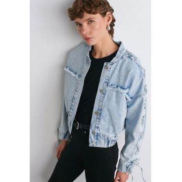 Geaca scurta din denim  guler tip camasa - albastru deschis - 100% bumbac - pentru femei