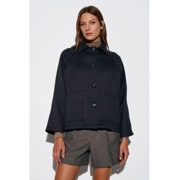 Jacheta dama -  supradimensionata - neagra - material groasa - cu nasturi