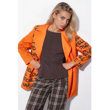 Jacheta lunga tip blazer -  supradimensionata - portocalie - crep cu imprimeu text