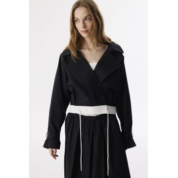 Jacheta sucrta cu terminatie contrastanta - Negru