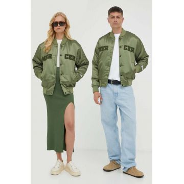 The Mercer Brand geaca bomber culoarea verde, de tranzitie, oversize