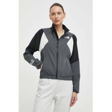 The North Face windbreaker Mountain Athletics culoarea gri, de tranzitie, NF0A87FM3OD1