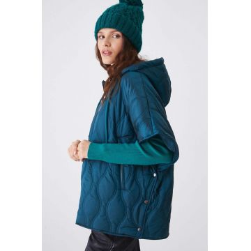 Medicine poncho culoarea verde