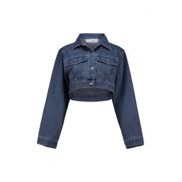Jacheta crop din denim cu aplicatii din strasuri