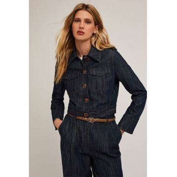 Jacheta din denim crop cu nasturi