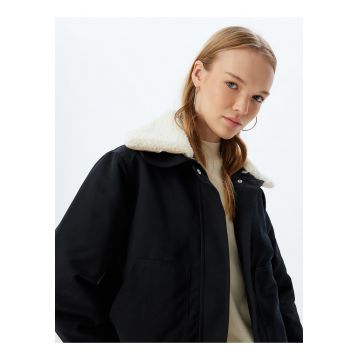 Jacheta cu guler din blana shearling sintetica