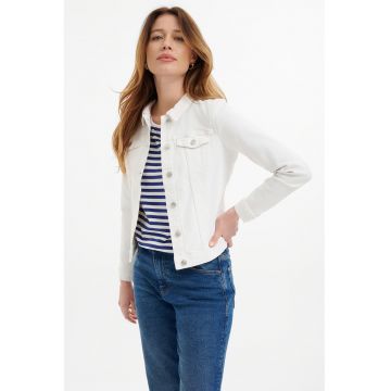 Jacheta de denim cu buzunare pe piept