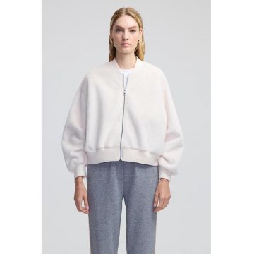 Jacheta bomber lejer cu aspect pufos