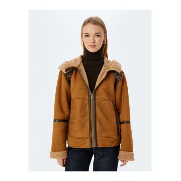 Jacheta cu gluga de blana shearling sintetica
