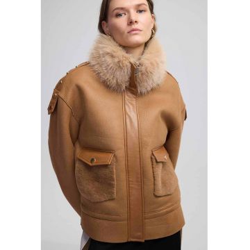 Jacheta de piele ecologica cu buzunare cu clapa