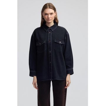 Jacheta lejera din denim