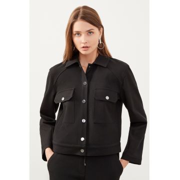 Jacheta usoara cu maneci raglan