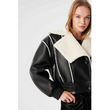 Palton crop de piele ecologica