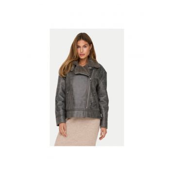Geaca din imitatie de piele Betty 15322044 Maro Regular Fit - Piele ecologica