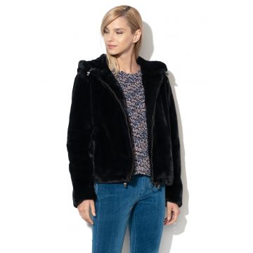 Jacheta de blana sintetica cu gluga Marthies