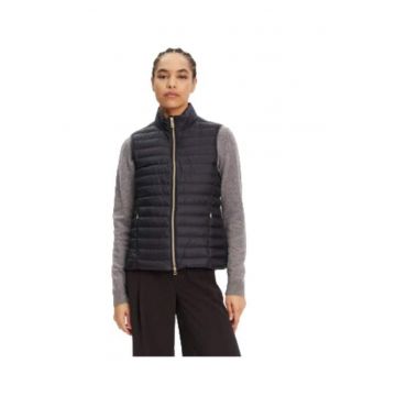 Vesta dama  neagra