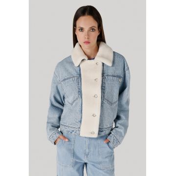 Jacheta de denim cu insertii din teddy