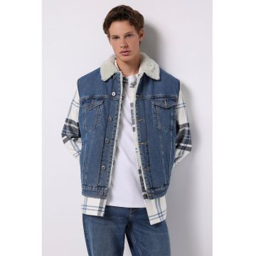 Vesta lejera din denim Vesta lejera din denim