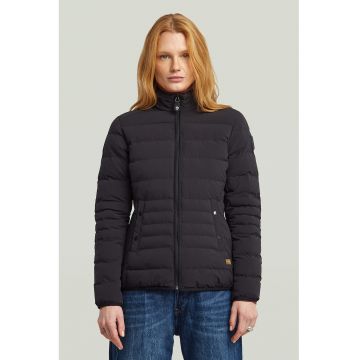 Geaca cu aspect matlasat