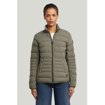 Geaca cu aspect matlasat