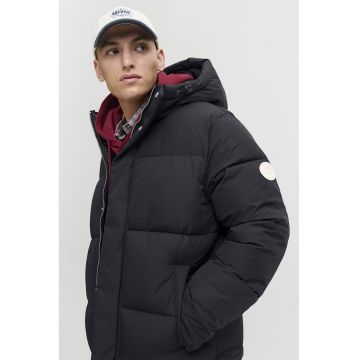 Geaca cu gluga si buzunare laterale