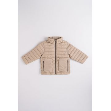 Geaca cu vatelina si gluga