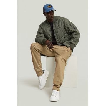 Jacheta cu model uni si fermoar