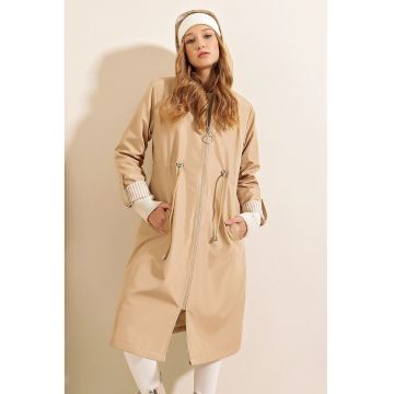 Trench lung cu gluga -  talie cu snur - poliester - bej Trench lung cu gluga -  talie cu snur - poliester - bej