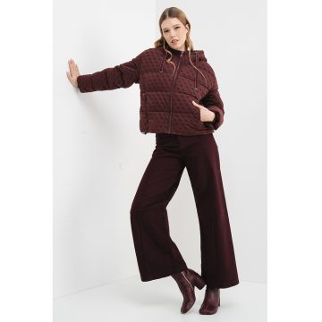 Geaca bufanta cu gluga si imprimeu logo