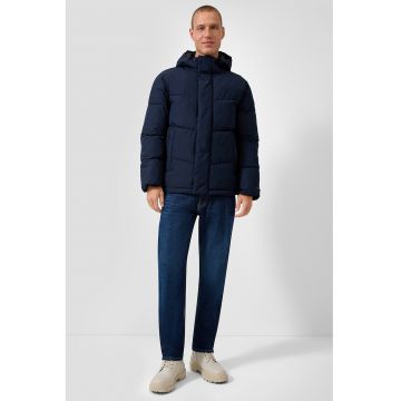 Geaca matlasata cu gluga