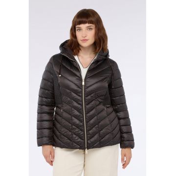 Geaca scurta cu gluga