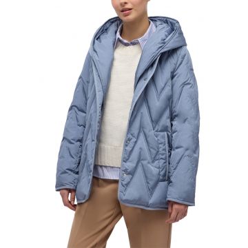 Jacheta lejera cu gluga si umplutura de puf Plummery