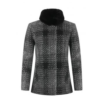 Palton scurt in carouri - cu guler inalt