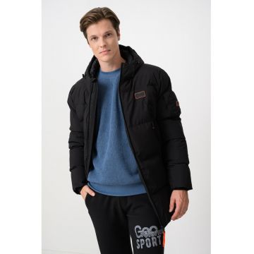 Geaca bufanta cu gluga Bob