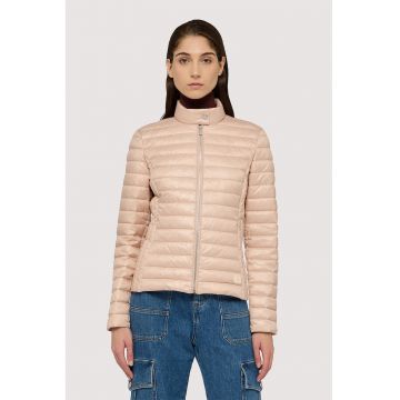 Geaca cu aspect matlasat