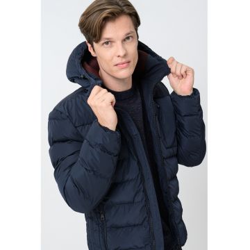 Geaca cu finisaj rezistent la apa si gluga Snake