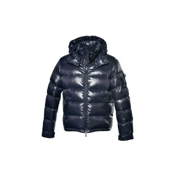 Geaca cu gluga si fermoar